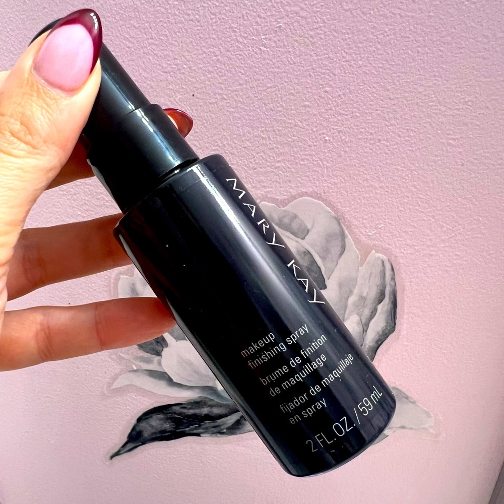 Scandinavia setting spray - Mary Kay / Urban Decay